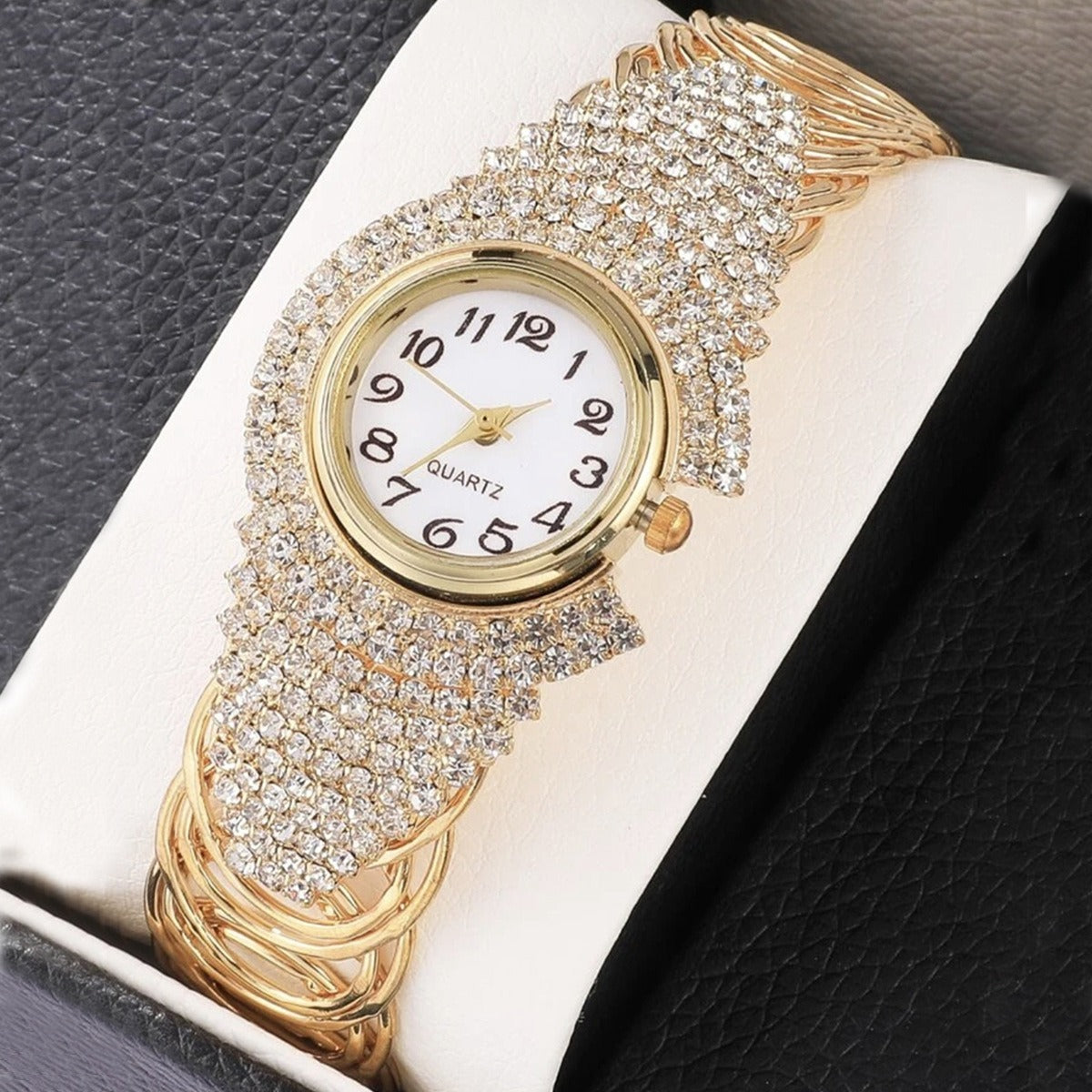 Fashion New Cross border Personality Trend Versatile Women's Diamond Bracelet Quartz Watch Necklace Ring Earring Set